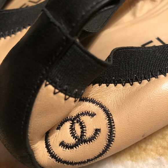 *Sold* Chanel Stretch Spirit CC Ballet Flats - Picture 4 of 6